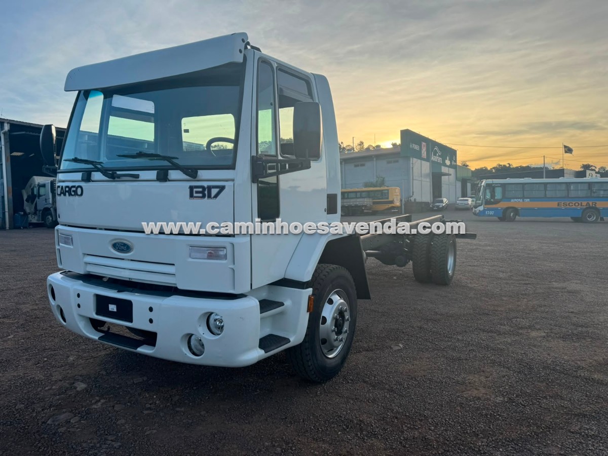 Ford CARGO 1317 - foto 4